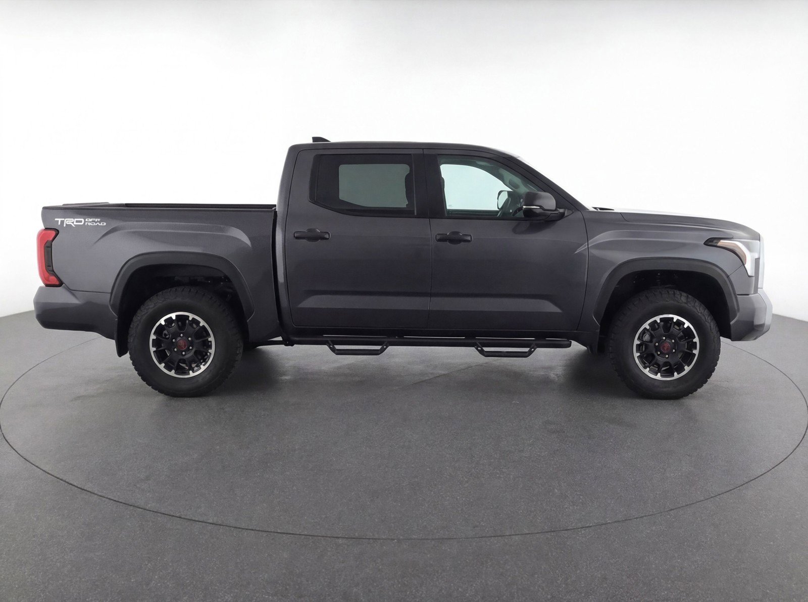 Used 2025 Toyota Tacoma TRD Off-Road AWD/4WD image 11