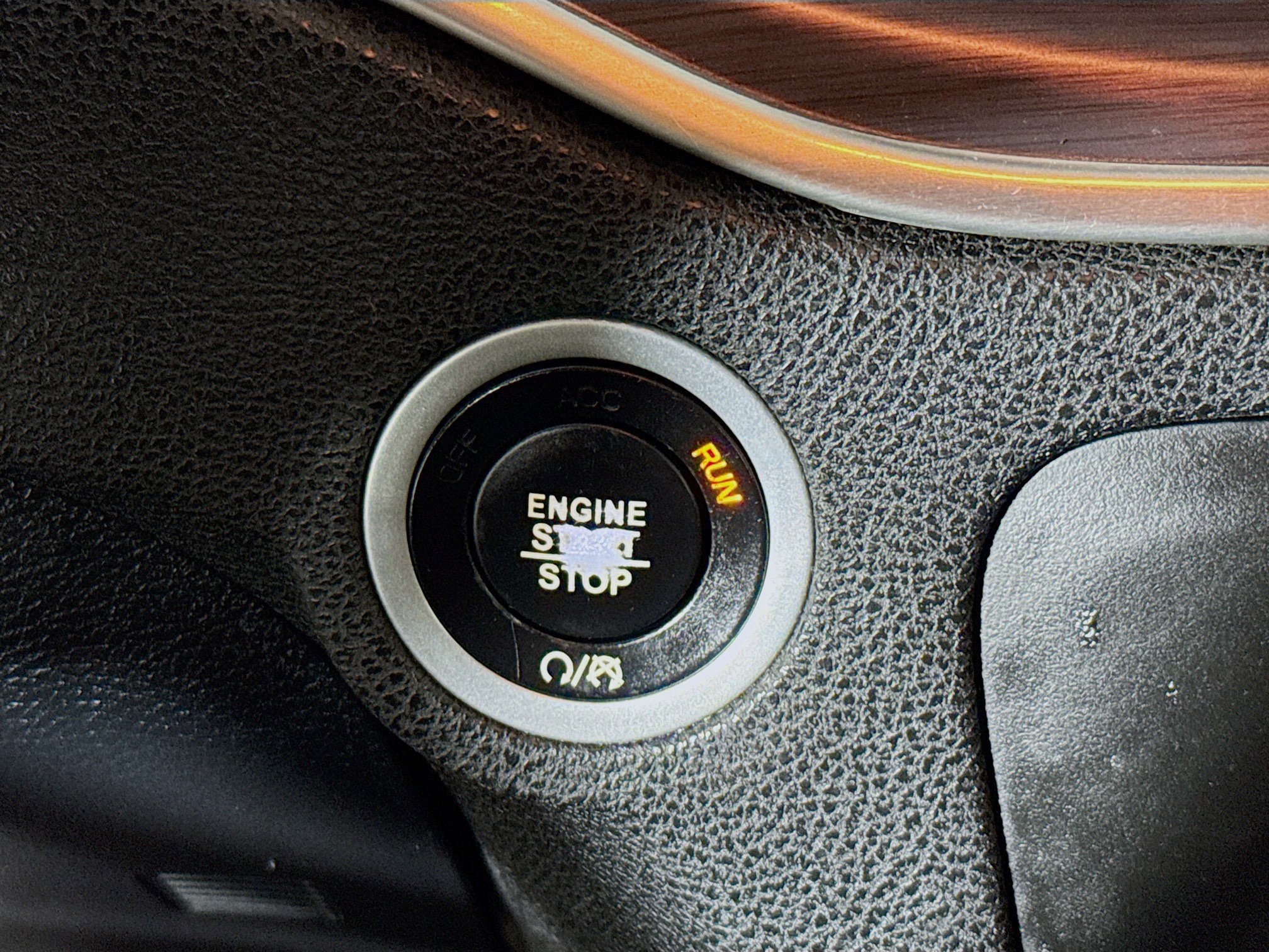 Used 2018 Dodge Charger SXT image 20