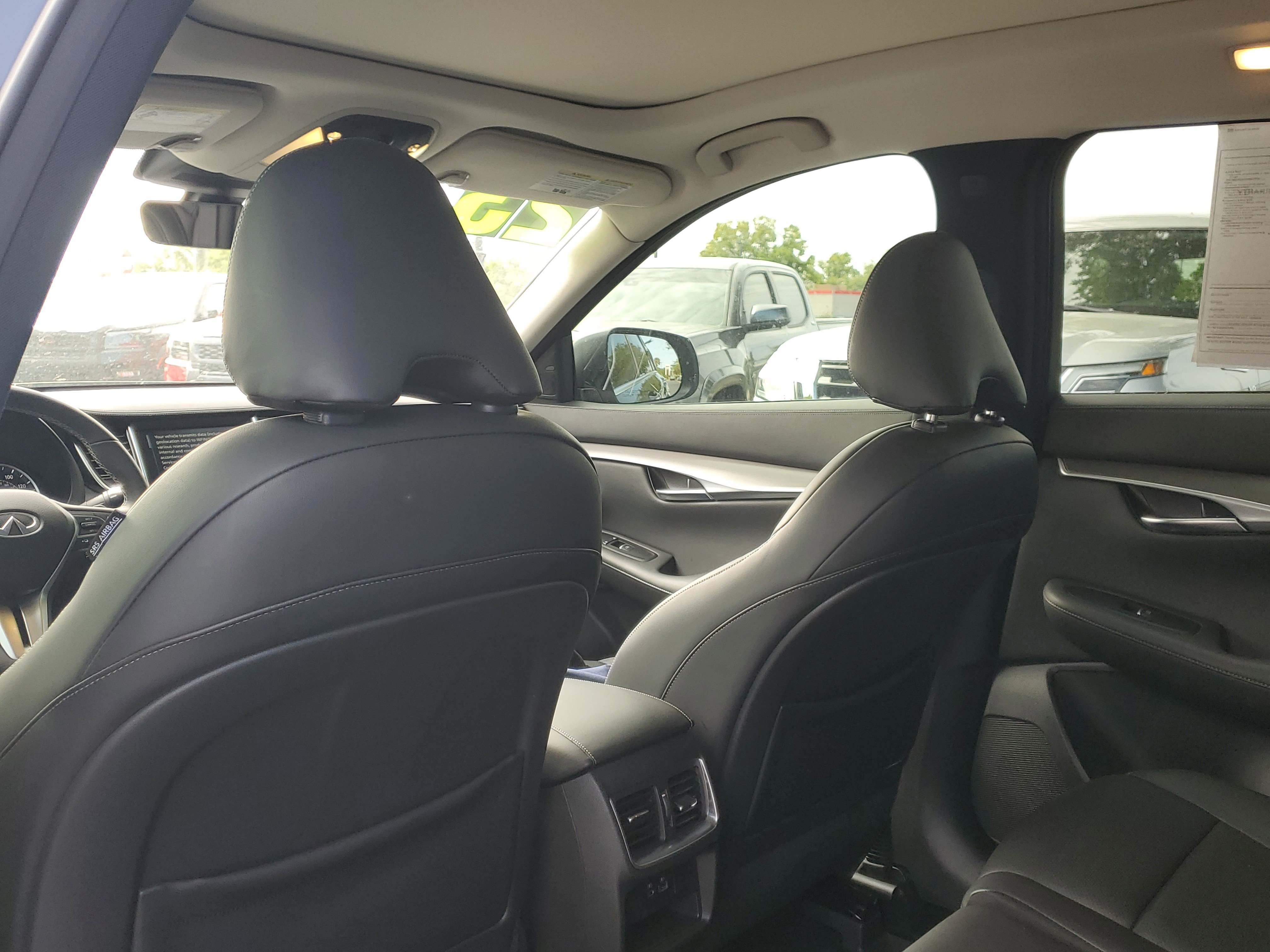 Used 2023 INFINITI QX50 Luxe FWD image 13