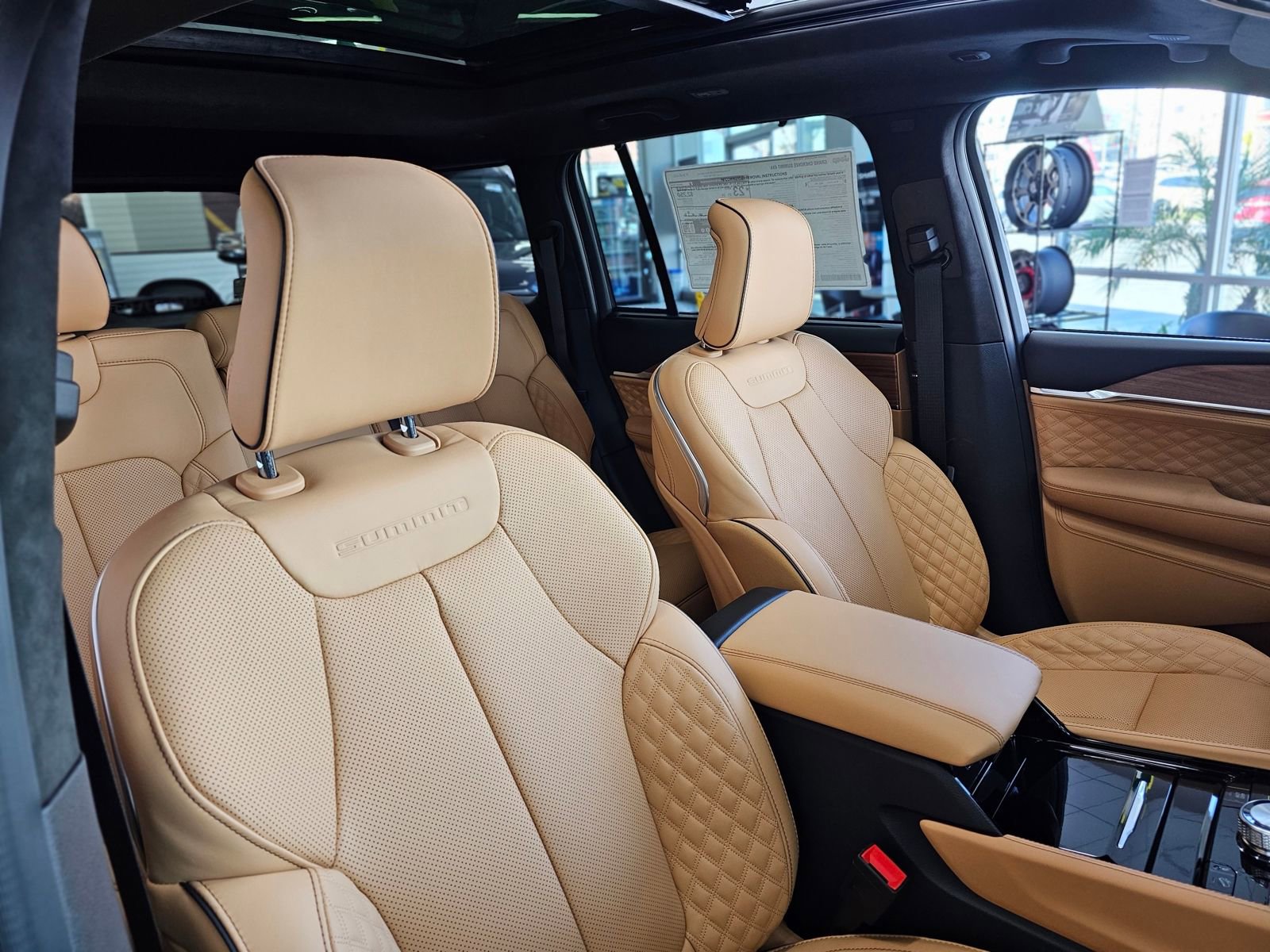 New 2026 Jeep Grand Cherokee Summit image 27