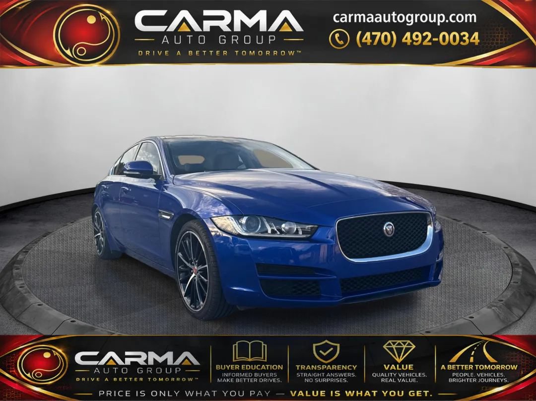 Used 2017 Jaguar XE Premium RWD image 7