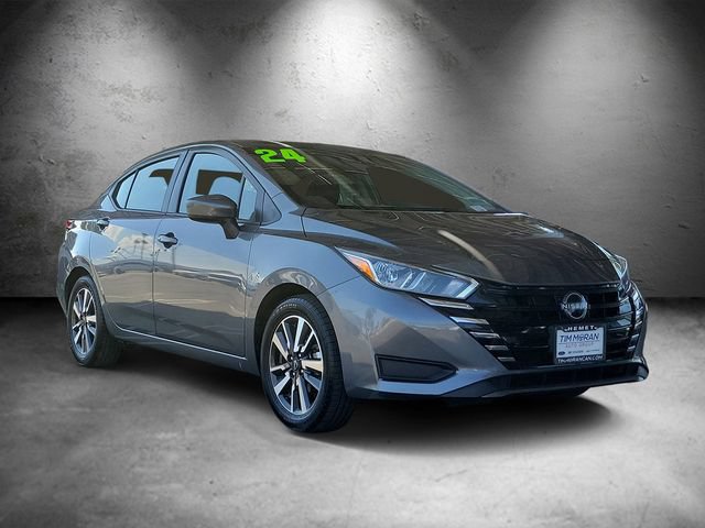 Used 2024 Nissan Versa SV FWD image 2