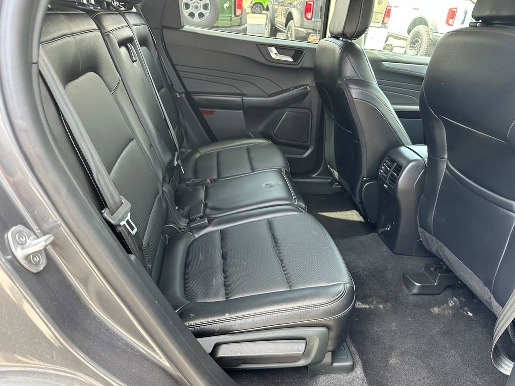 Used 2022 Ford Escape Titanium w/ Class II Trailer Tow Package AWD/4WD image 20