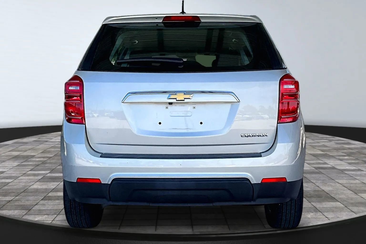 Used 2016 Chevrolet Equinox LS FWD image 5