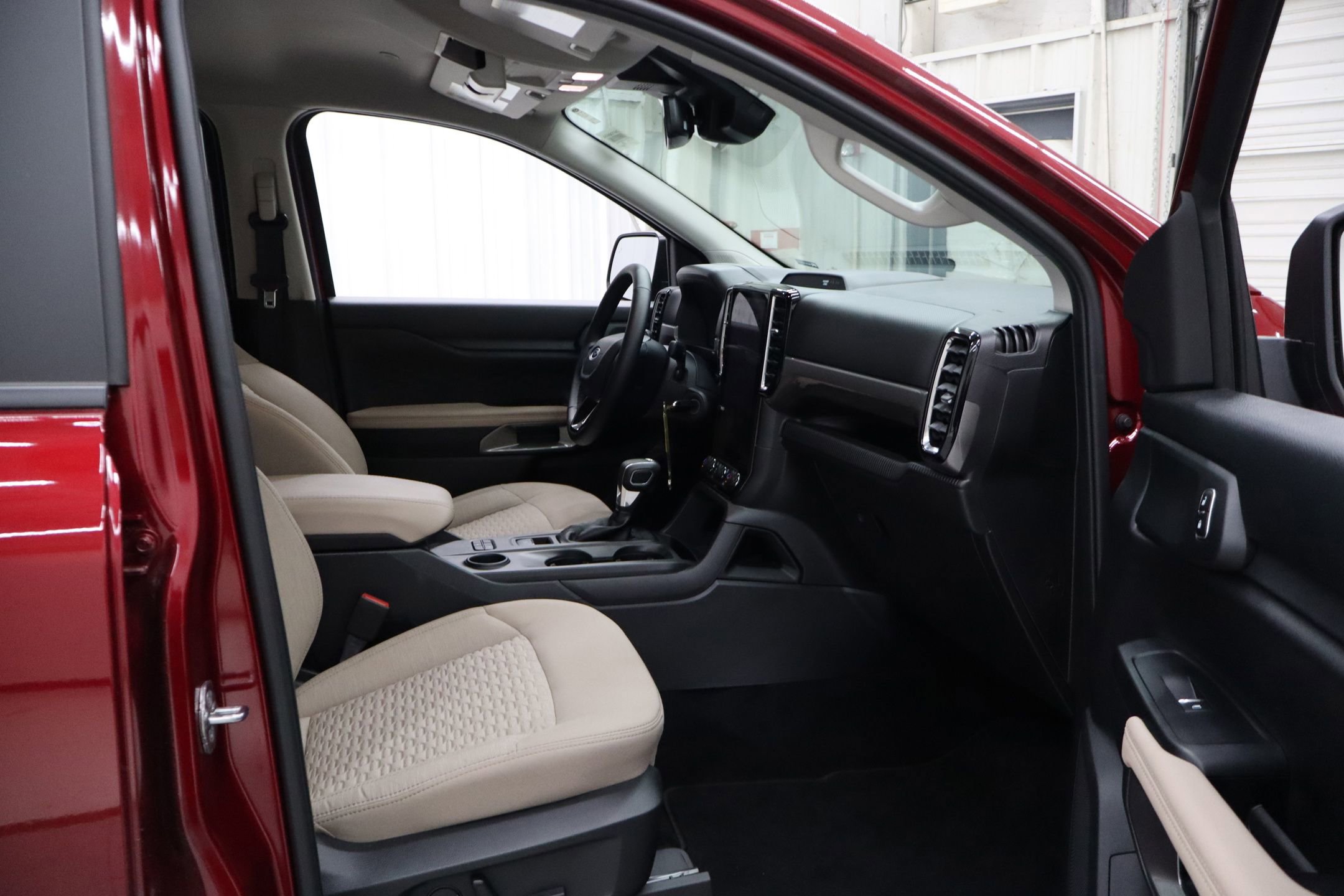 Used 2025 Ford Ranger XLT w/ Equipment Group 301A High RWD image 29