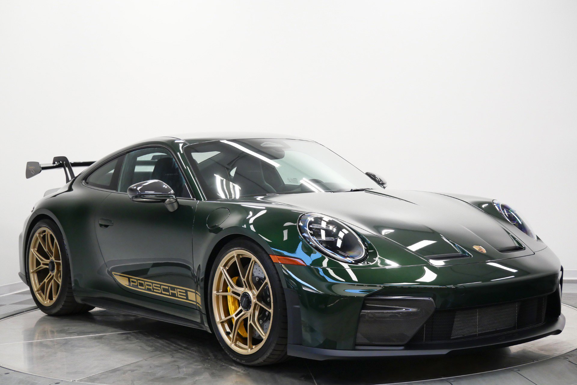 Used 2026 Porsche 911 GT3 RWD image 3