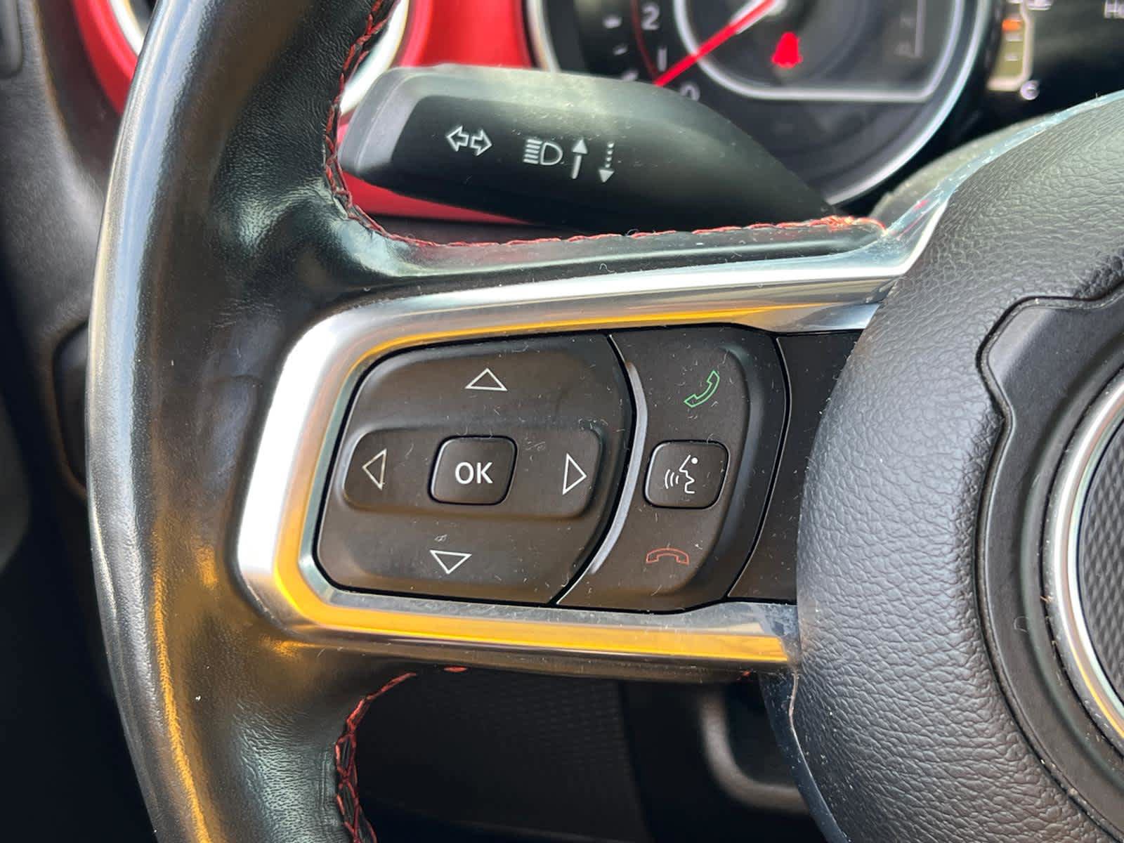 Used 2022 Jeep Gladiator Rubicon w/ LED Lighting Group AWD/4WD image 21
