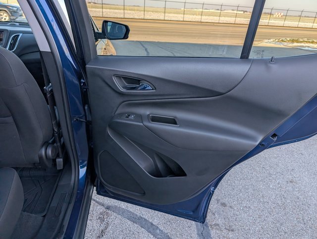Used 2023 Chevrolet Equinox LT image 7