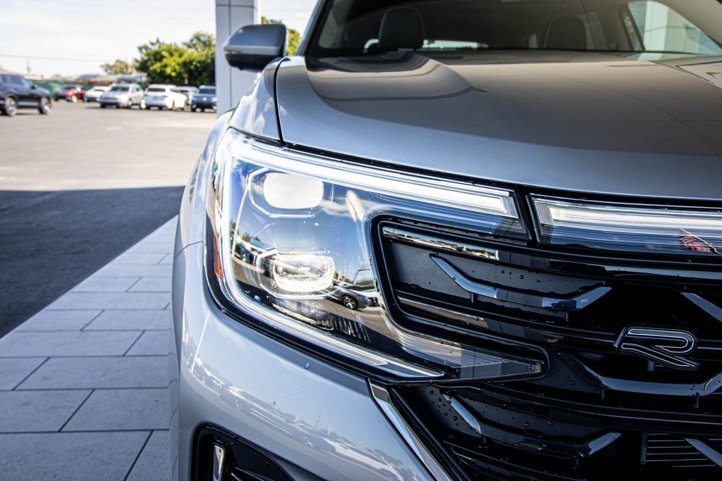 New 2026 Volkswagen Atlas SEL Premium R-Line image 7