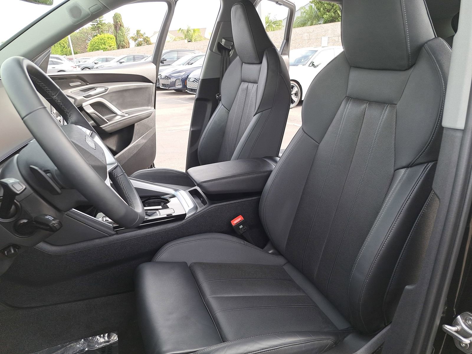 Certified 2025 Audi Q5 Prestige image 15