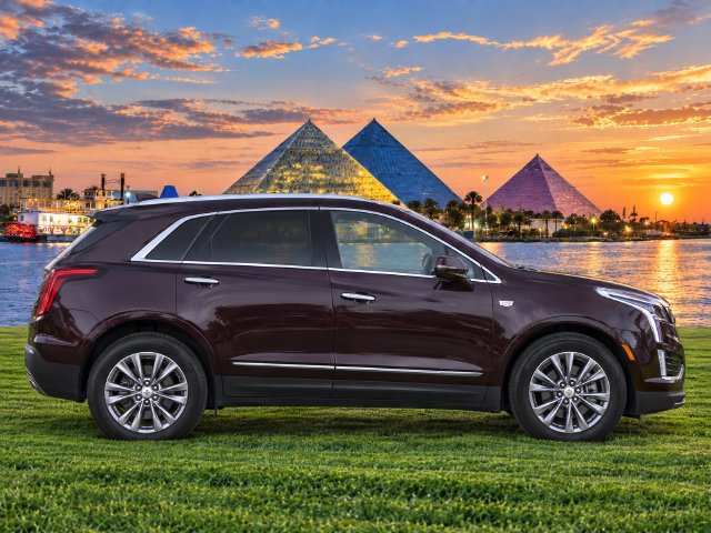 Used 2020 Cadillac XT5 Premium Luxury FWD image 4