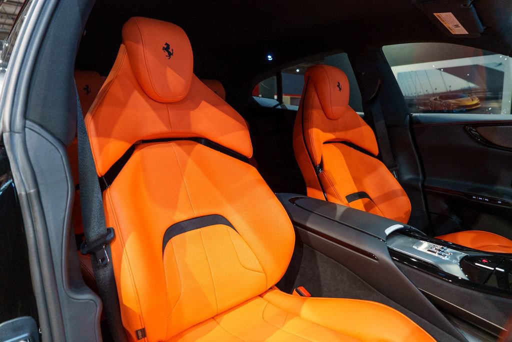 Certified 2025 Ferrari Purosangue AWD/4WD image 50
