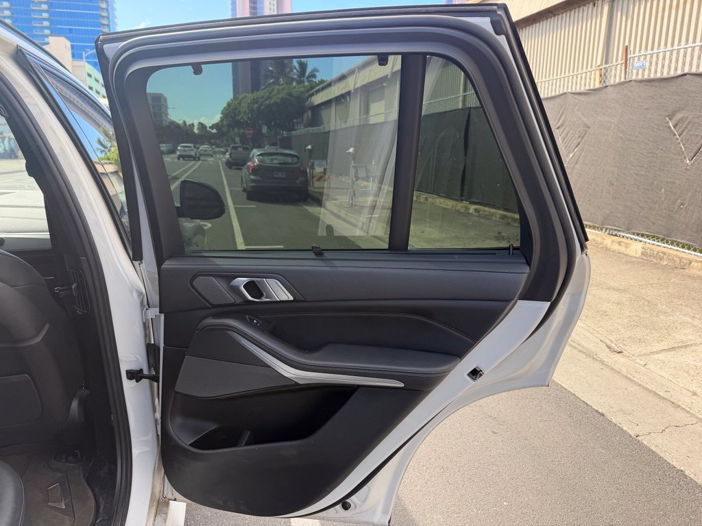 Used 2021 BMW X5 M50i w/ Executive Package AWD/4WD image 14
