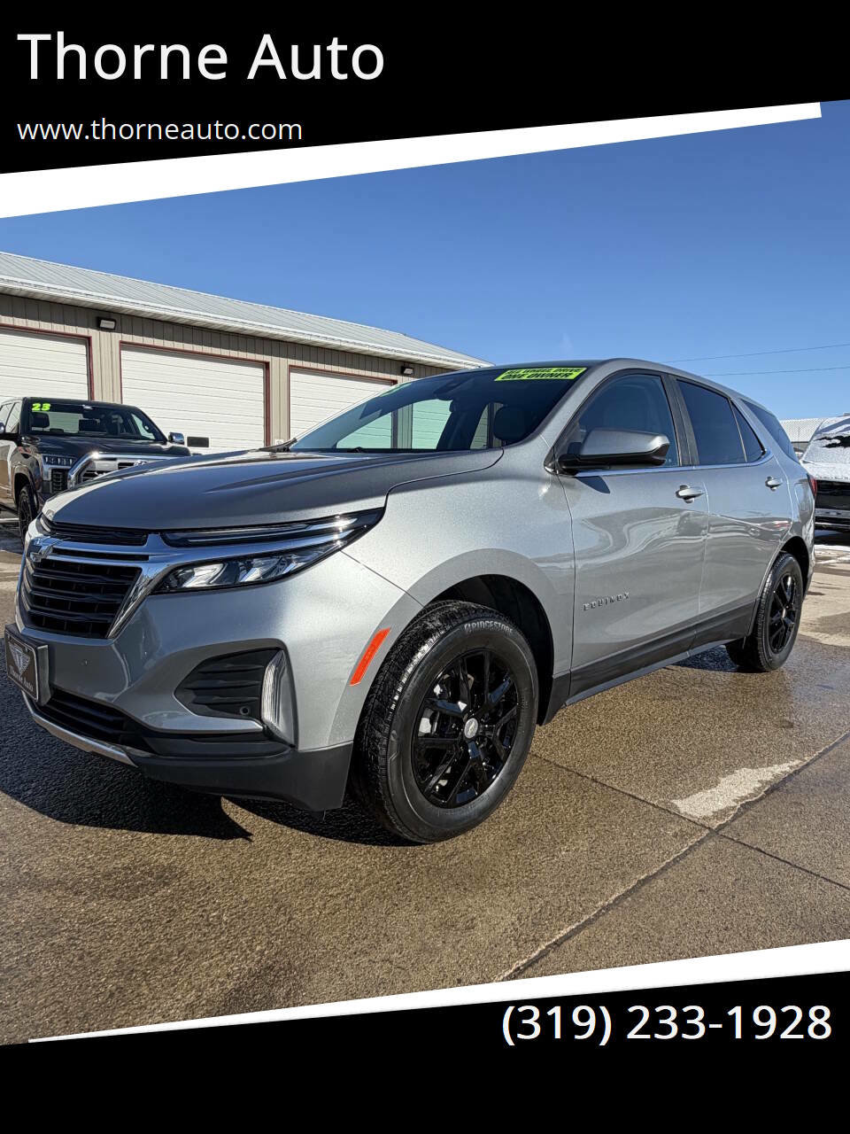 Used 2023 Chevrolet Equinox LT image 1