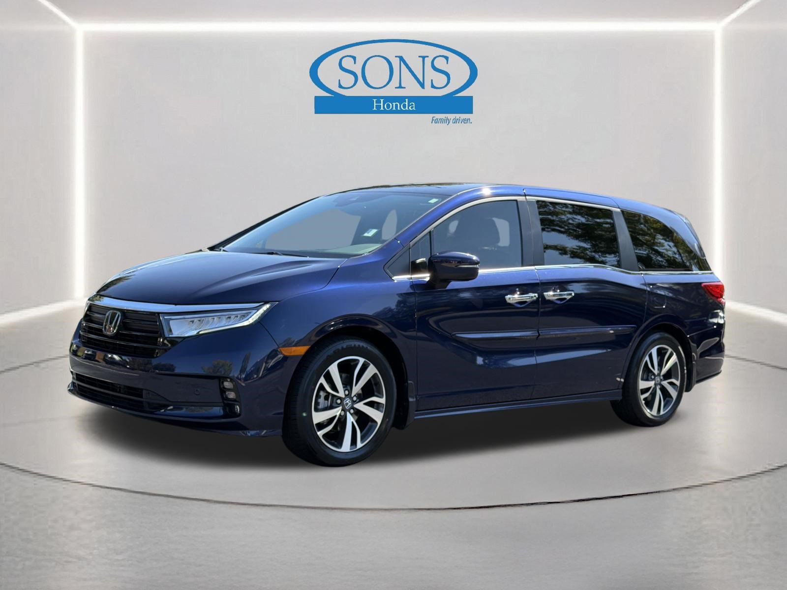 Certified 2024 Honda Odyssey Touring image 24