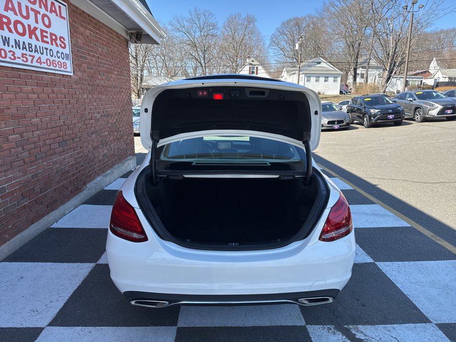 Used 2017 Mercedes-Benz C 300 4MATIC Sedan image 38