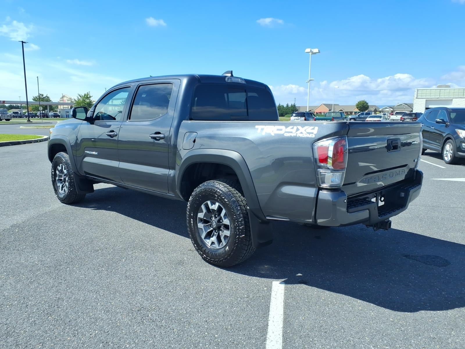Used 2023 Toyota Tacoma TRD Off-Road w/ Technology Package AWD/4WD image 6
