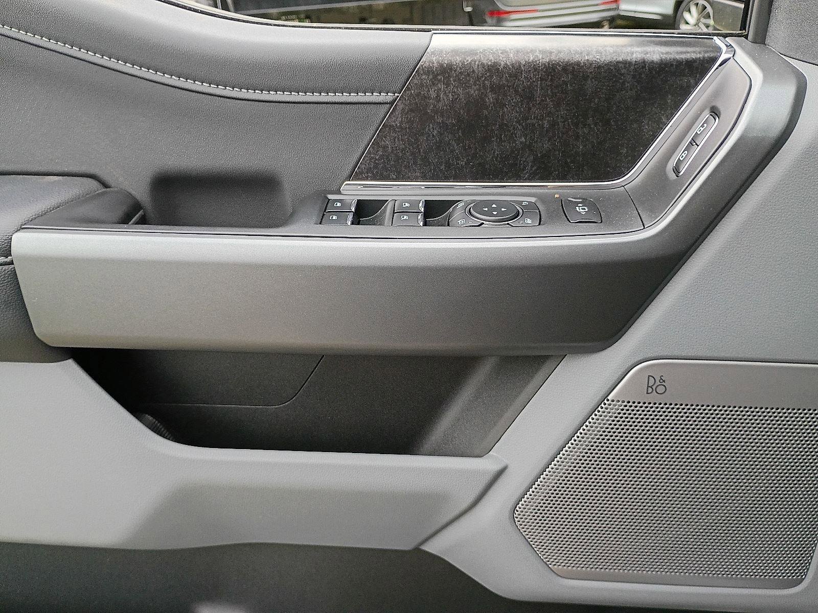 New 2026 Ford F250 XLT w/ XLT Premium Package image 9
