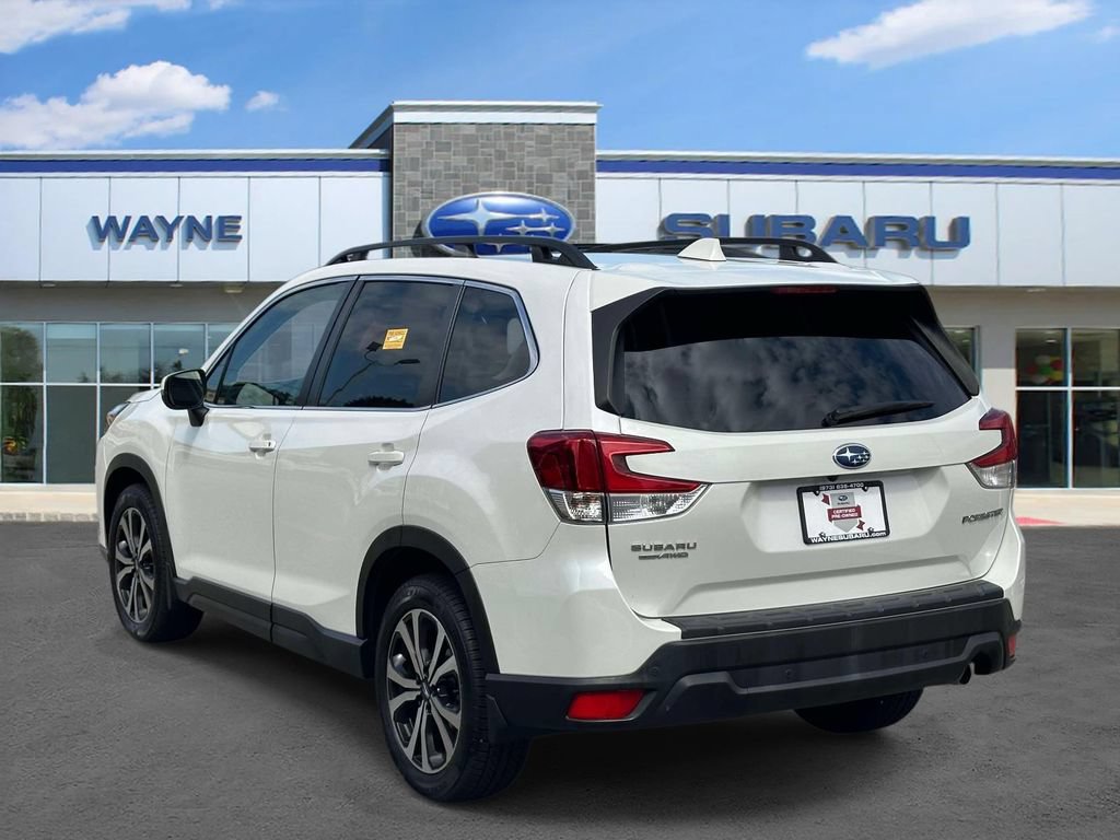 Certified 2022 Subaru Forester Limited AWD/4WD image 3