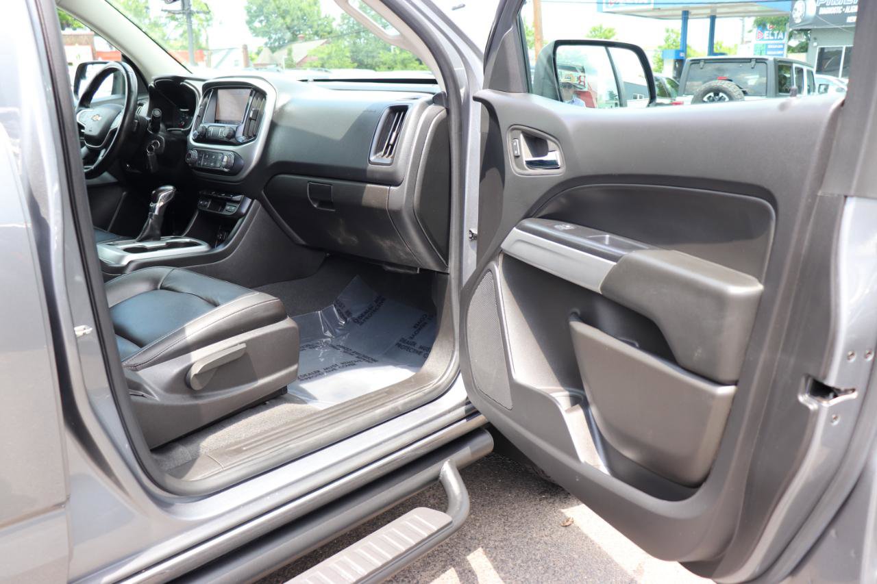 Used 2022 Chevrolet Colorado LT w/ LPO, Tonneau and Step Package AWD/4WD image 15