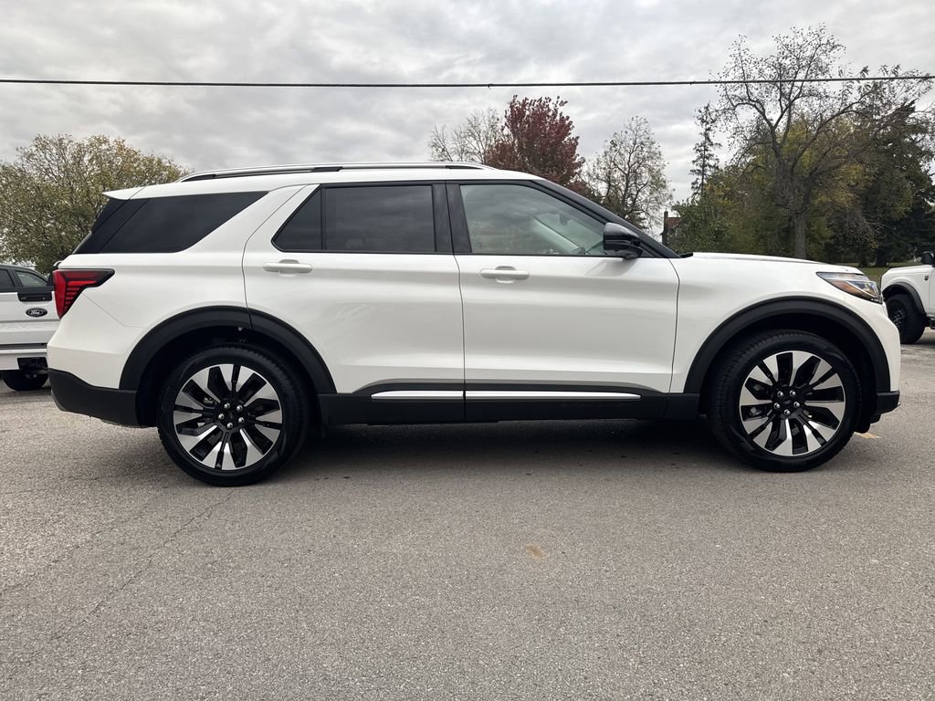 New 2026 Ford Explorer Platinum image 5