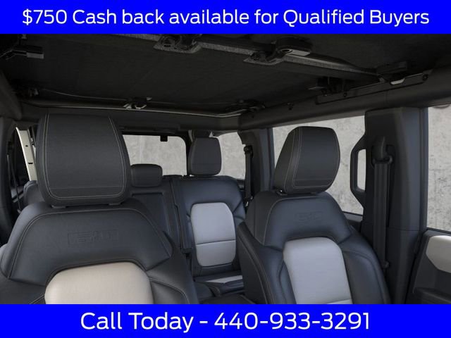 New 2026 Ford Bronco Outer Banks w/ Sasquatch Package image 14