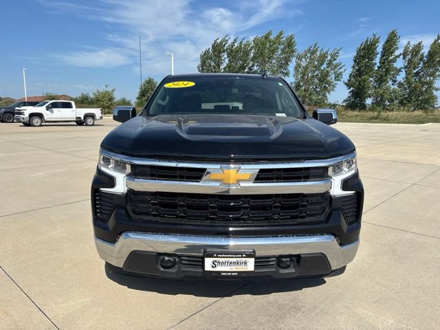 Used 2024 Chevrolet Silverado 1500 LT w/ Protection Package AWD/4WD image 38