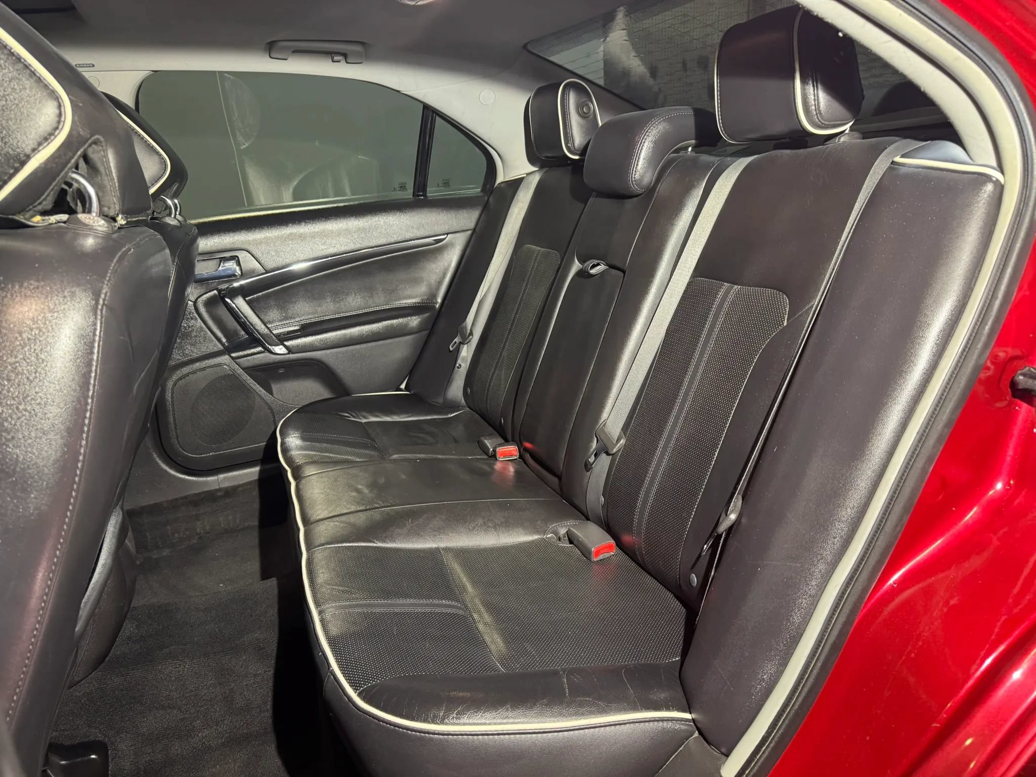 Used 2012 Lincoln MKZ AWD image 28