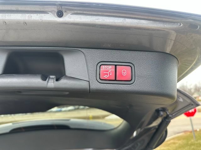 New 2026 Mercedes-Benz GLB 250 4MATIC image 12