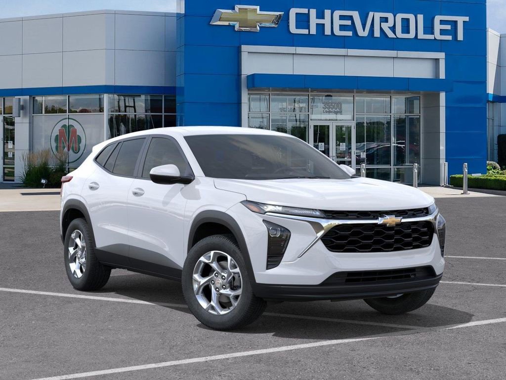 New 2026 Chevrolet Trax LS w/ LS Convenience Package FWD image 7