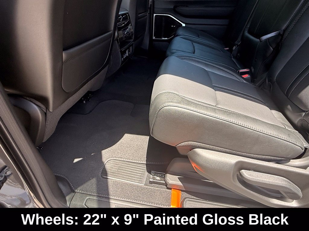 New 2026 Jeep Grand Wagoneer Limited AWD/4WD image 30