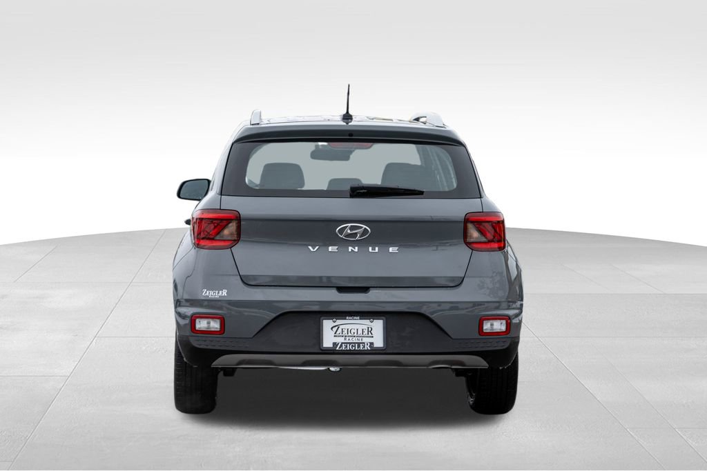 Certified 2023 Hyundai Venue SEL image 6
