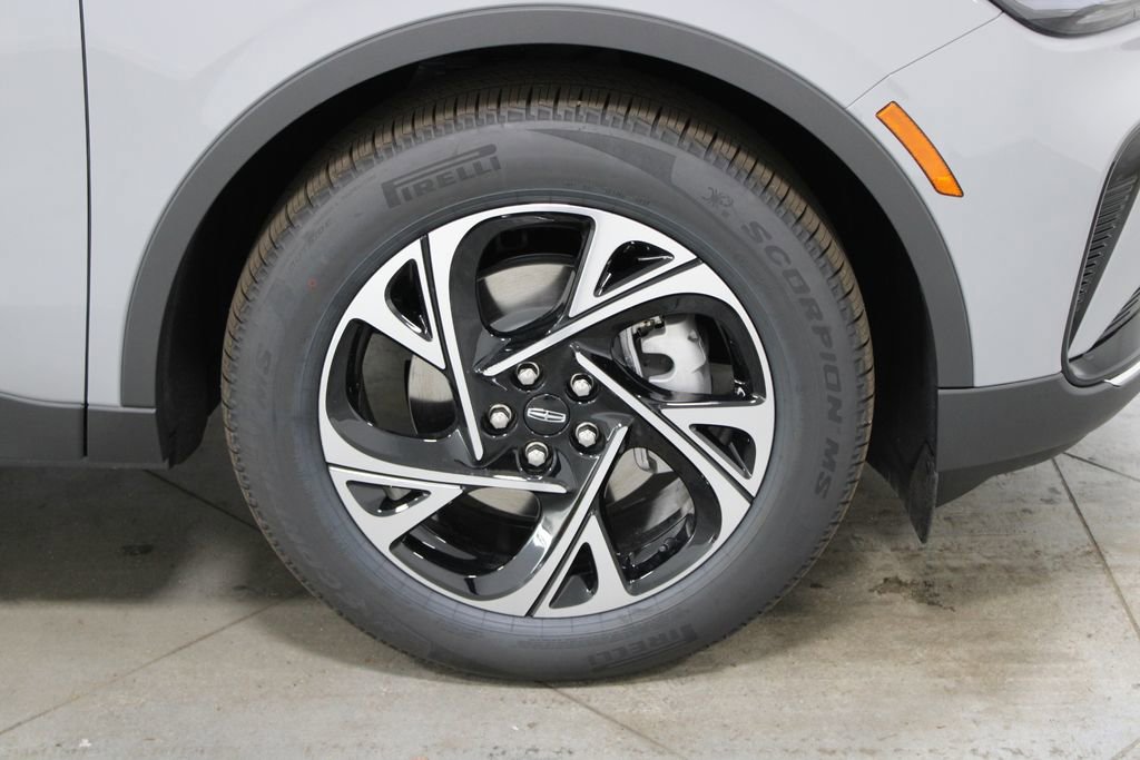 New 2026 Lincoln Nautilus Premier image 12