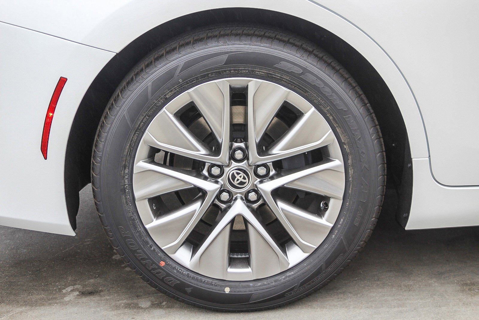 New 2025 Toyota Mirai XLE image 9