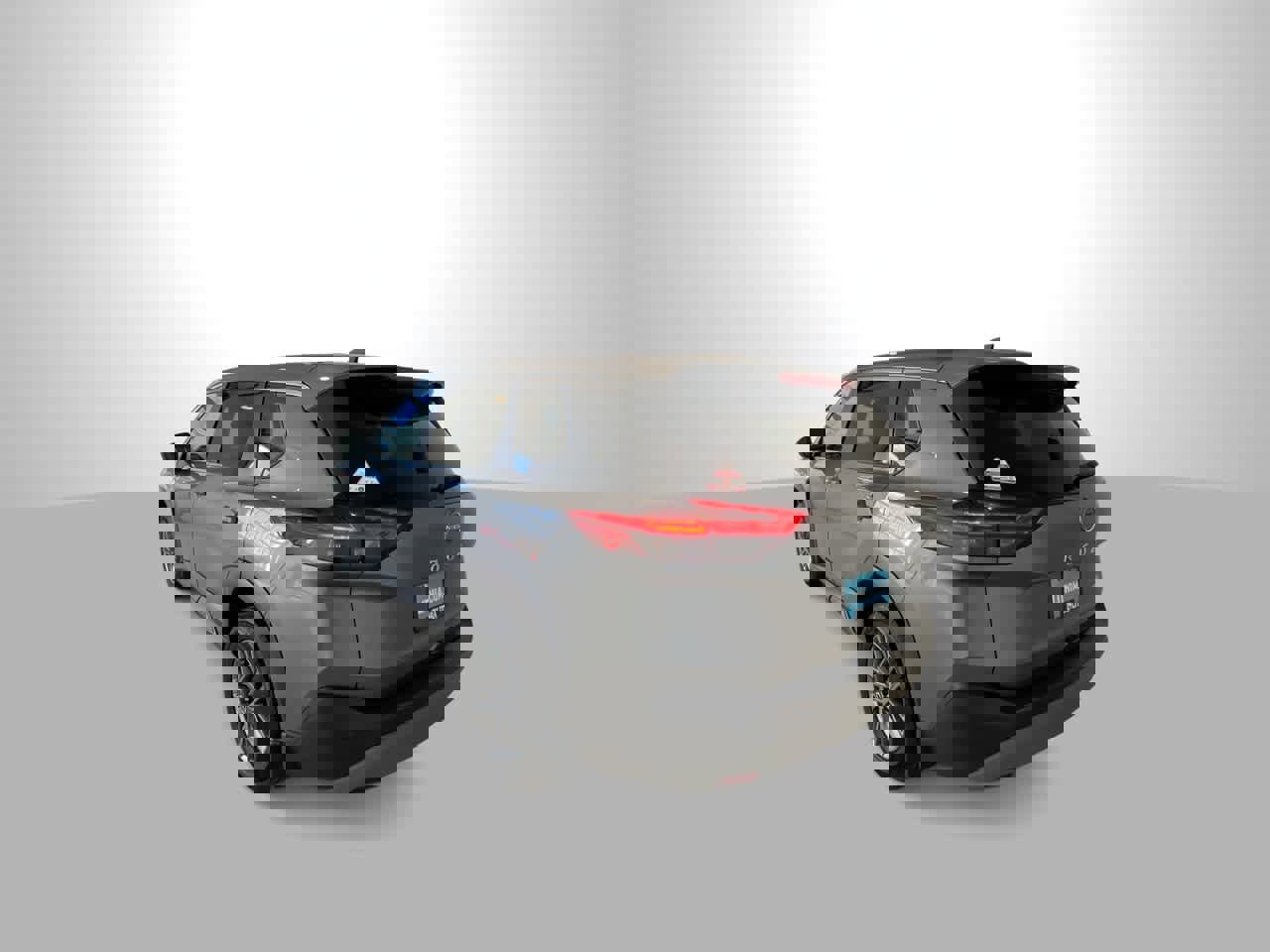 Used 2023 Nissan Rogue S image 6