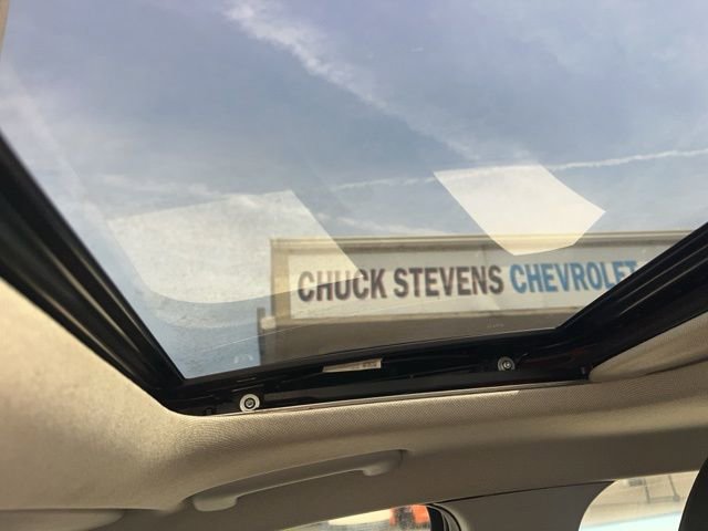 Used 2022 Hyundai Elantra Limited FWD image 13