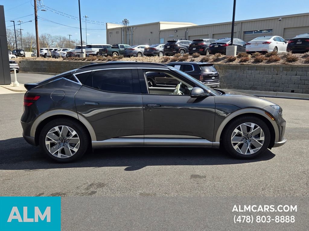 Used 2025 Genesis GV60 RWD image 13