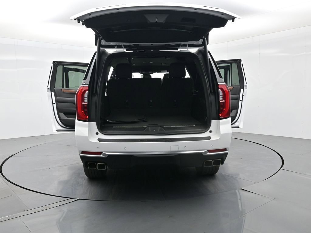 Used 2025 GMC Yukon XL Denali image 40