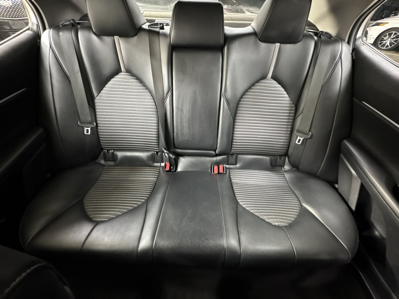 Used 2023 Toyota Camry SE FWD image 15