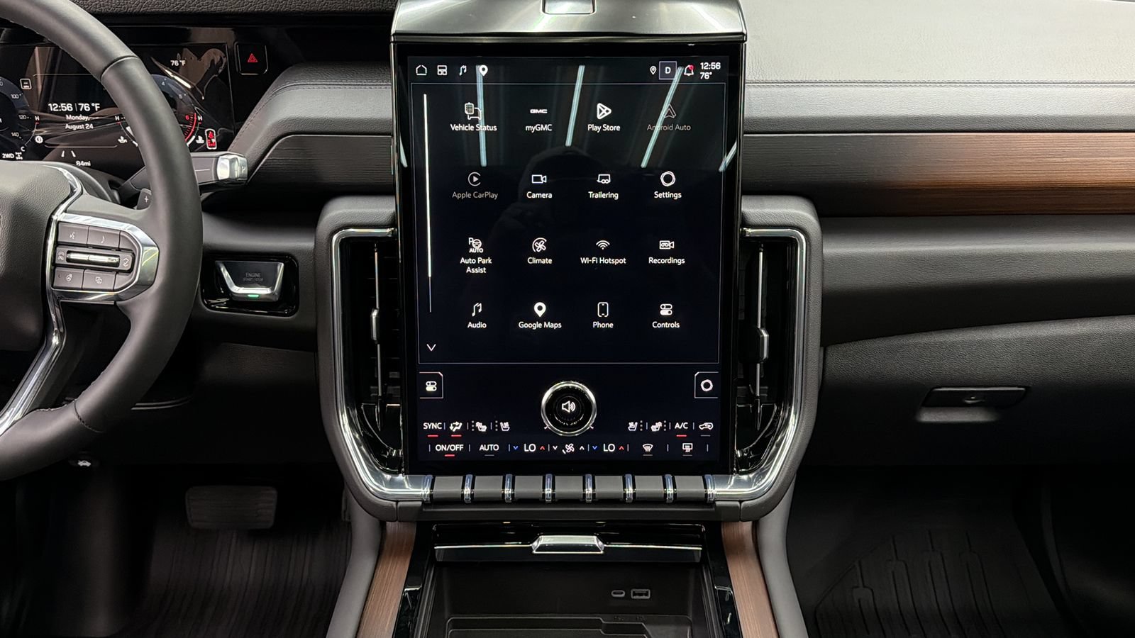 Used 2026 GMC Yukon Denali w/ Sun & Power Step Package AWD/4WD image 18