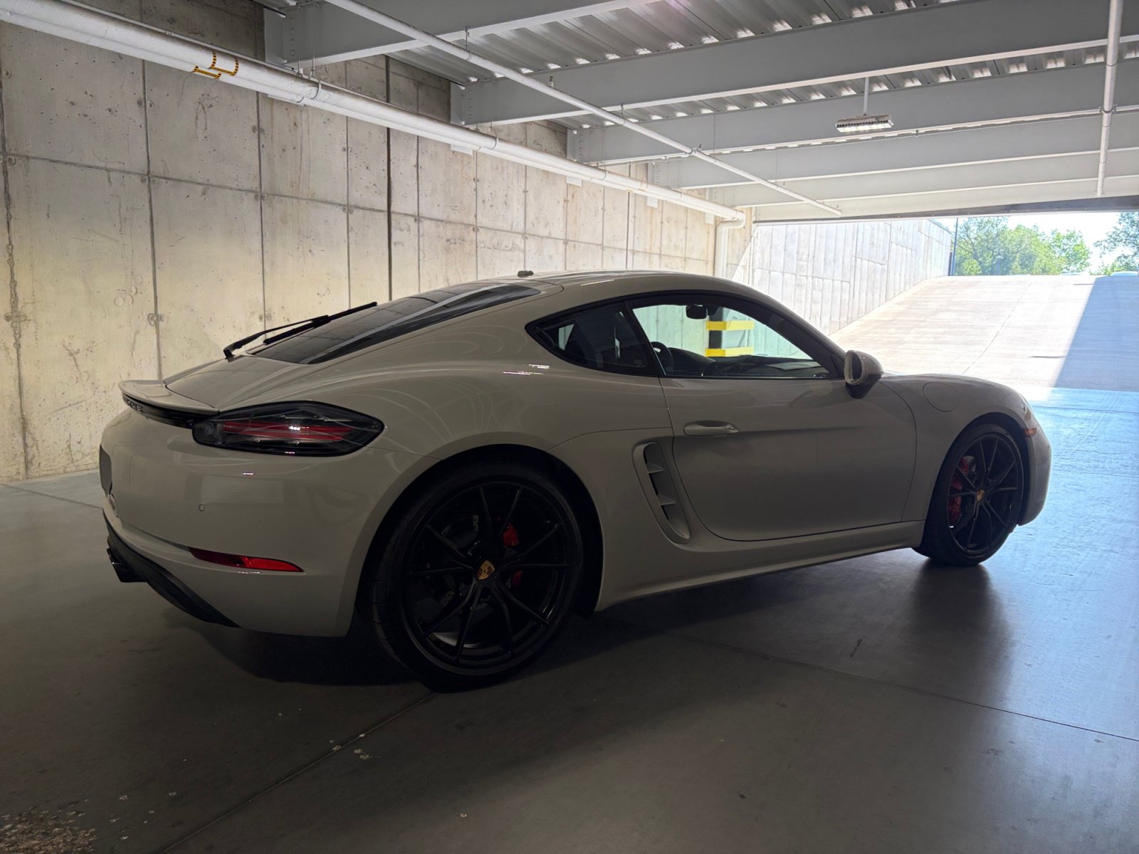 Certified 2024 Porsche 718 Cayman S RWD image 10