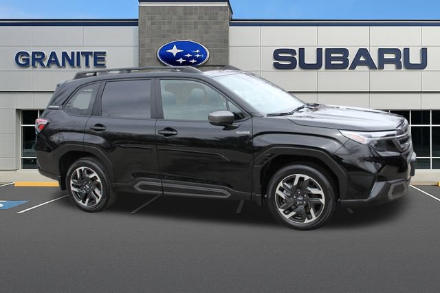 Used 2025 Subaru Forester Limited AWD/4WD image 13