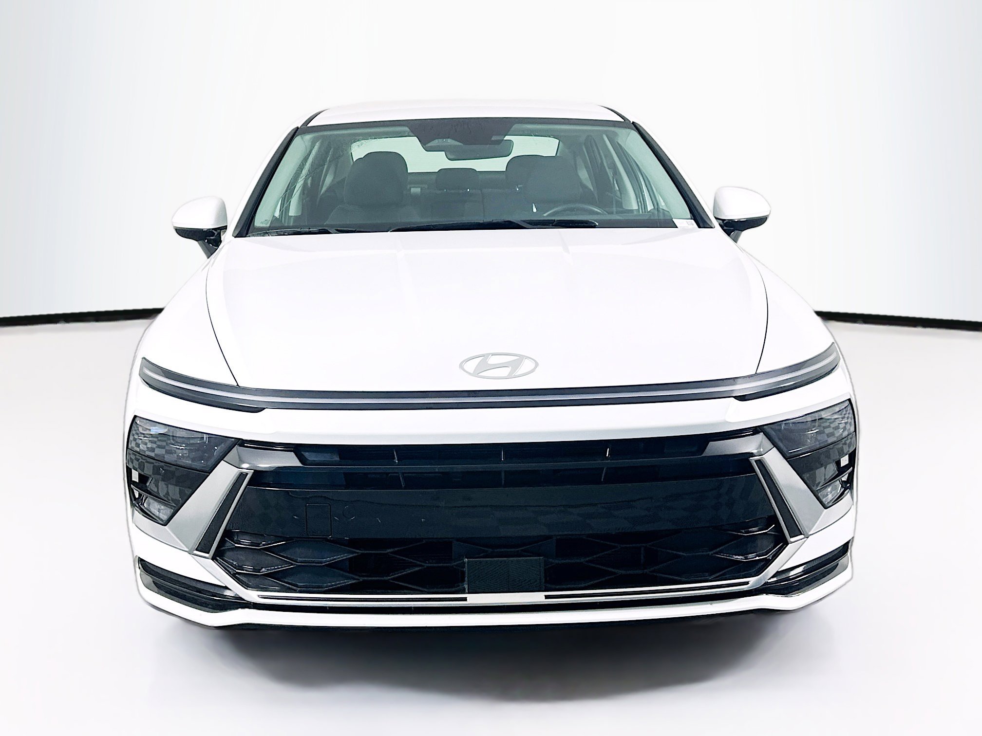 Used 2025 Hyundai Sonata SEL image 2