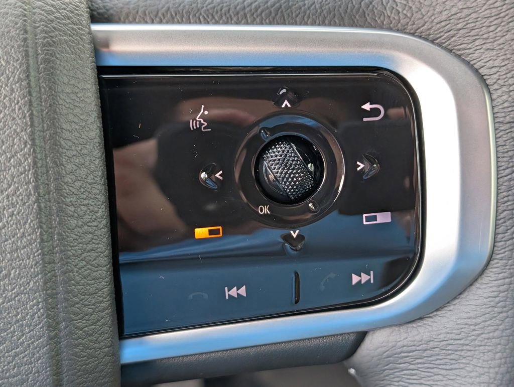 New 2025 Nissan Armada SL image 20