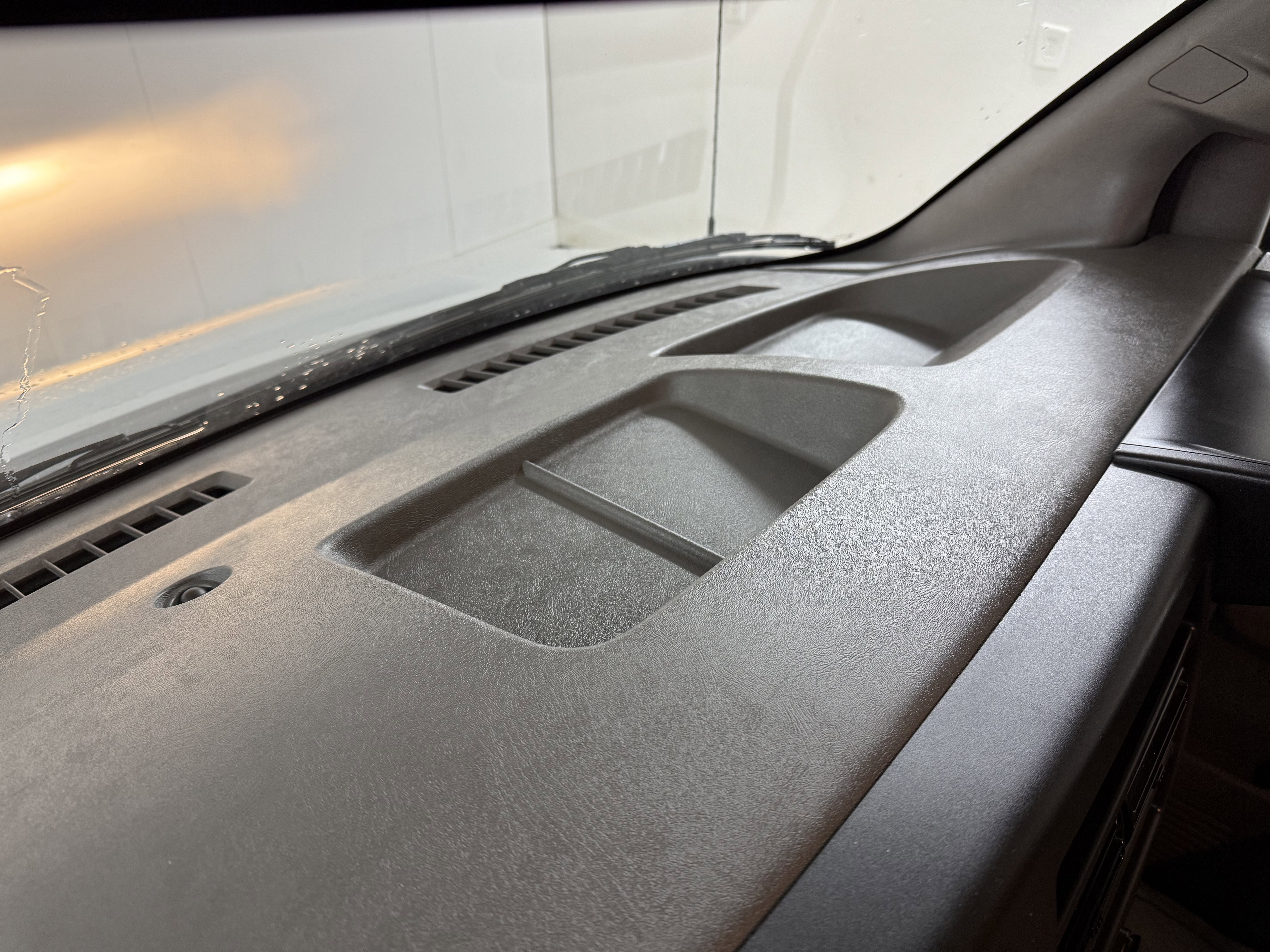 New 2025 Chevrolet Express 3500 w/ Power Convenience Package image 22