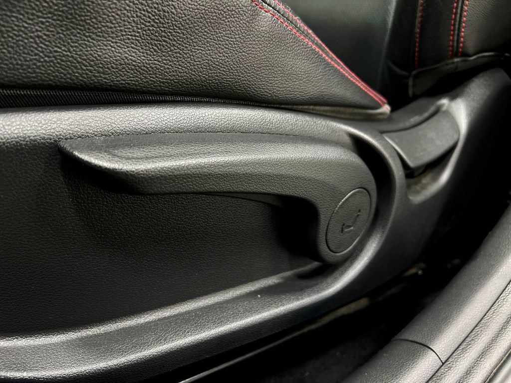 Used 2018 Hyundai Elantra Sport w/ Sport Premium Package 03 FWD image 19