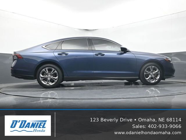 Used 2023 Honda Accord EX image 13