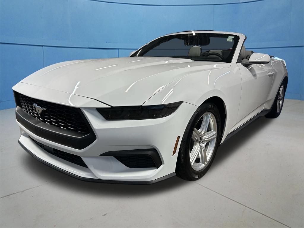 Used 2026 Ford Mustang Premium RWD image 9