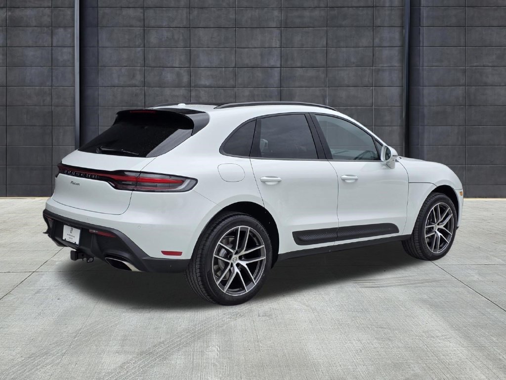 New 2026 Porsche Macan AWD/4WD image 9