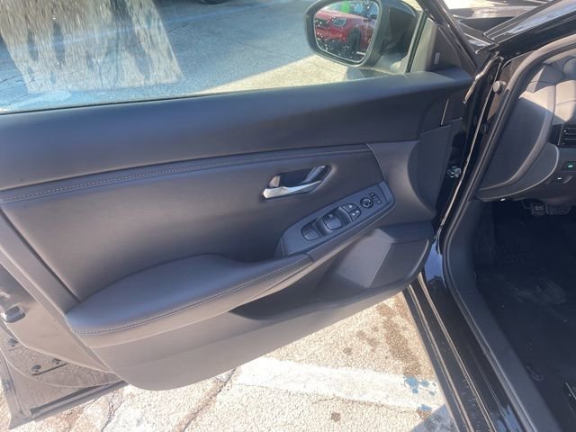 Used 2023 Nissan Sentra SV image 15